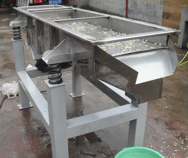 Automatic bean sprouts machine