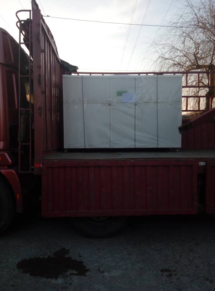 Sent to Cangzhou Dongxing 200 pounds bean sprouts machine